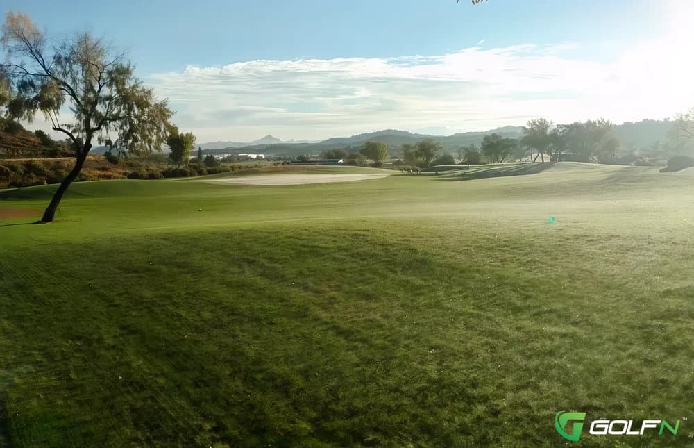 Fox Run Golf Course in Beaver Falls, Pennsylvania — public, 18-hole golf course