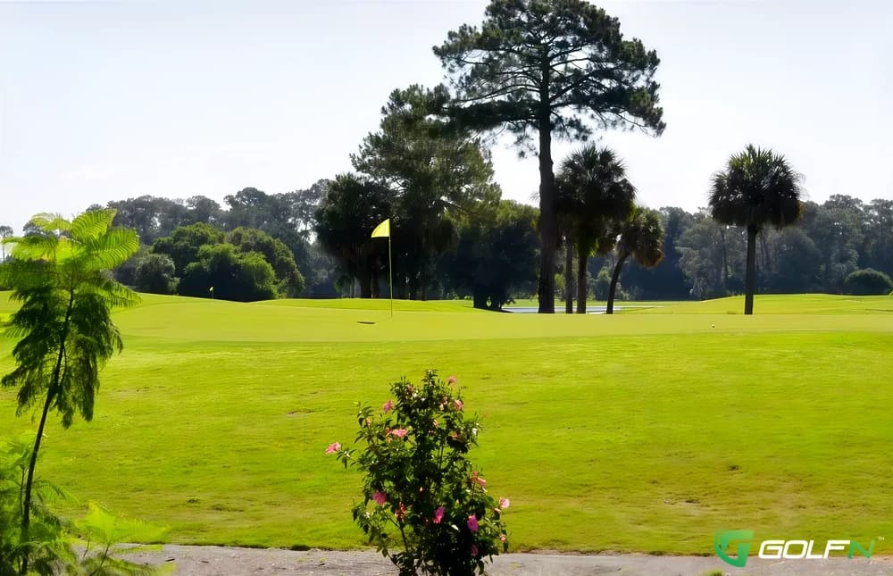 The Country Club At Deer Run in Casselberry, Florida — semi-private, 18-hole golf course, designed by Ron Garl (2002)