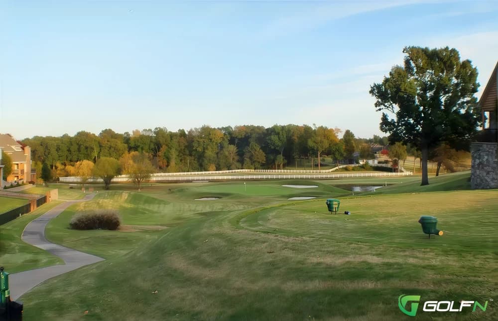 Ridgepointe Country Club in Jonesboro, Arkansas — private, 18-hole golf course, designed by Dave Bennett