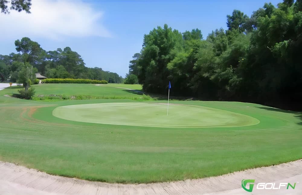 Olde Point Golf Course in Hampstead, North Carolina — semi-private, 18-hole golf course, designed by Jerry Turner (1975)