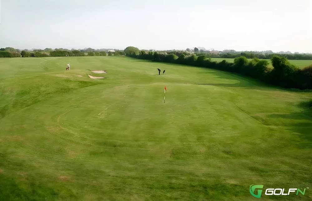 Clevedon Golf Centre in Clevedon, England — private, 18-hole golf course