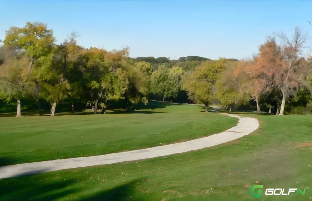 Elmwood Park Golf Course in Omaha, Nebraska — public, 18-hole golf course