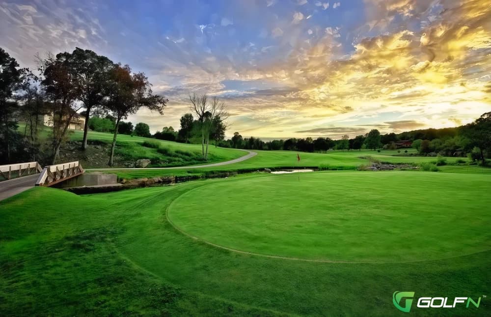 Eagle Creek Golf Club in Joplin, Missouri — semi-private, 18-hole golf course, designed by Donald Sechrest