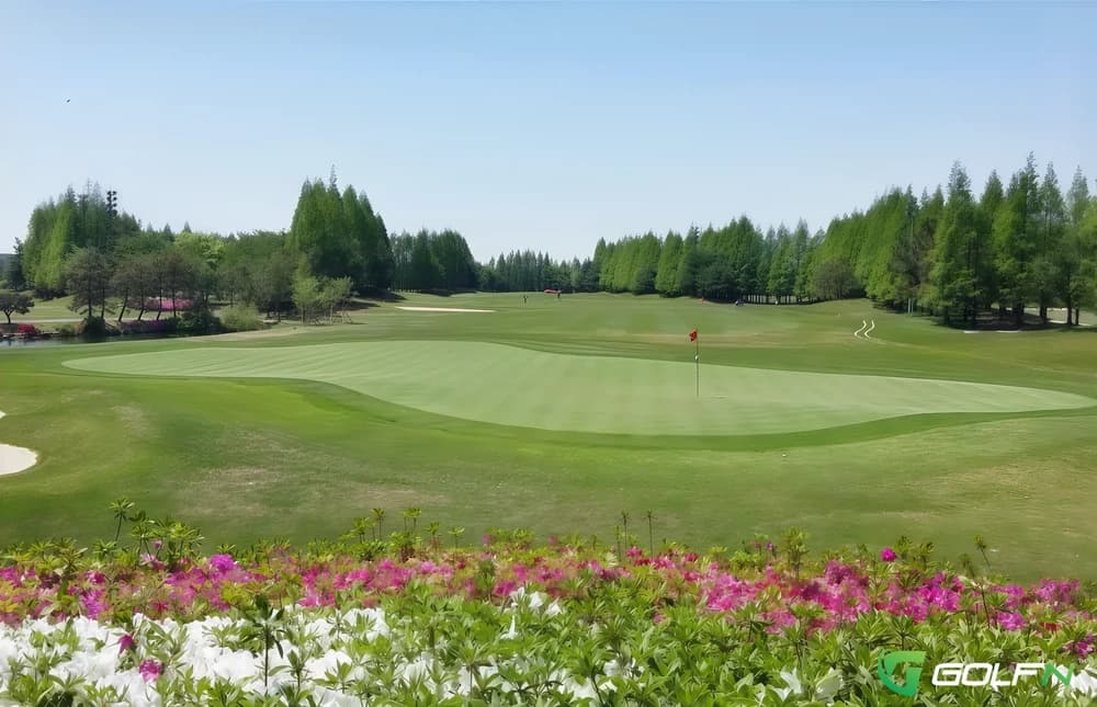 Incheon Grand Country Club in Incheon, Gyeonggido β public, 18-hole golf course