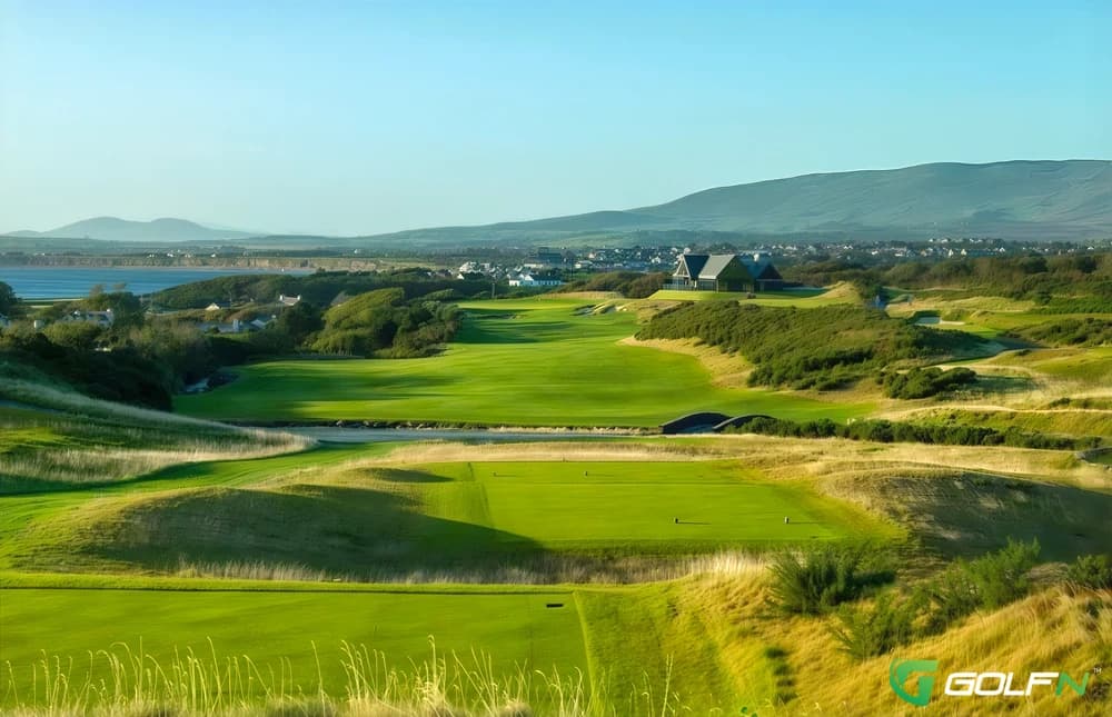 Hogs Head Golf Club in Waterville, Roscommon โ private, 18-hole golf course, designed by Ron Kirby (2006)