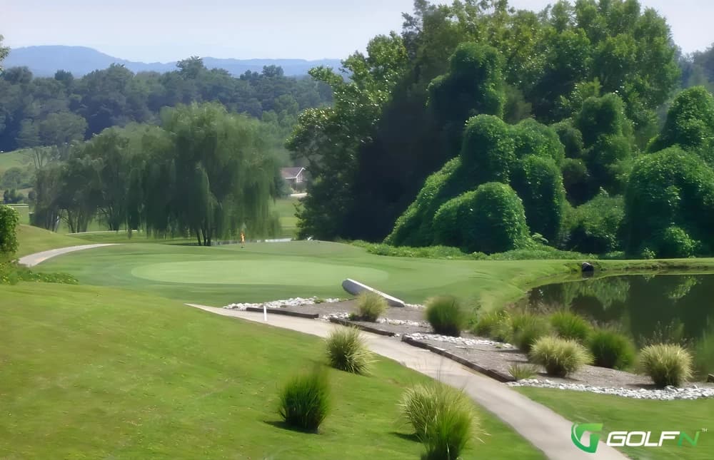 Baileyton Golf Club in Baileyton, Tennessee — public, 18-hole golf course, designed by Gary & Jerome Woolsey