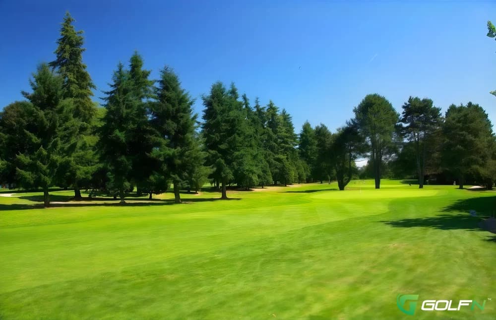 18-Jefferson Park Golf Club in Seattle, Washington — public, 18-hole golf course, designed by Tom Bendelow (1915)