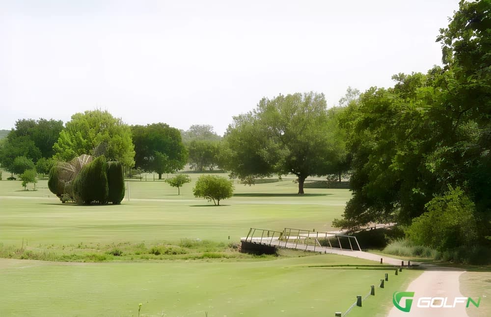 Red Oak Valley Golf Club in Red Oak, Texas — public, 18-hole golf course, designed by Leon Howard