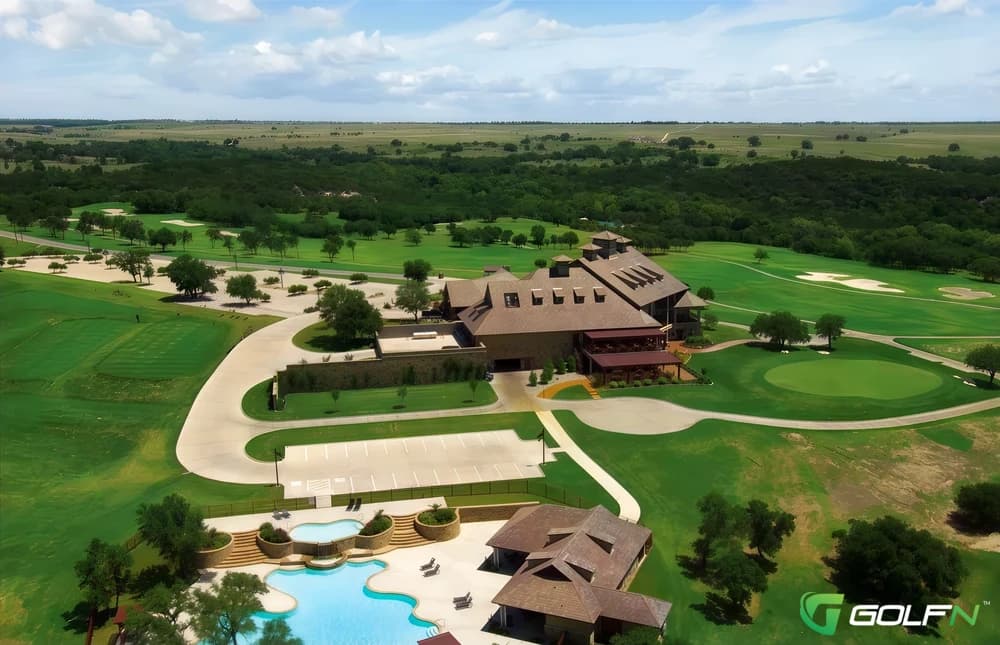 Retreat Golf Club in Cleburne, Texas — private, 18-hole golf course