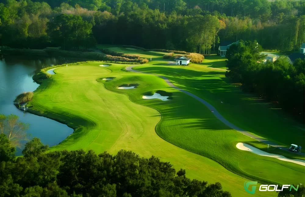 Blackmoor Golf Club in Murrells Inlet, South Carolina — public, 18-hole golf course, designed by Gary Player
(1990)