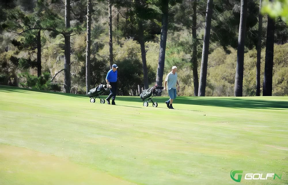 Northridge Country Lodge Golf Course in Silverdale, Auckland β resort, 9-hole golf course
