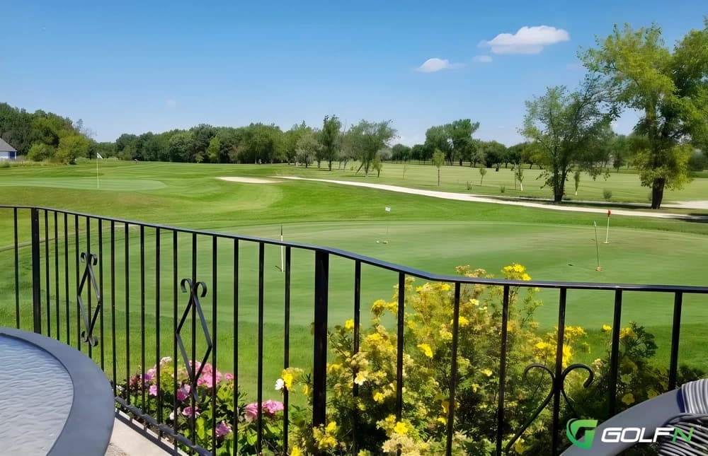 Assiniboine Golf Club in Winnipeg, Manitoba — semi-private, 18-hole golf course, designed by Stanley Thompson (1927)