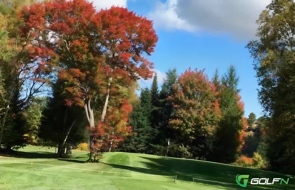 La Vallee De Ste-Adele Club De Golf in Sainte-Adele, Quebec — public, 18-hole golf course