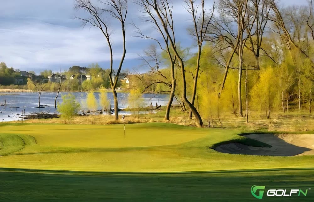 Wilds Golf Club in Prior Lake, Minnesota — public, 18-hole golf course, designed by Tom Weiskopf (1995)