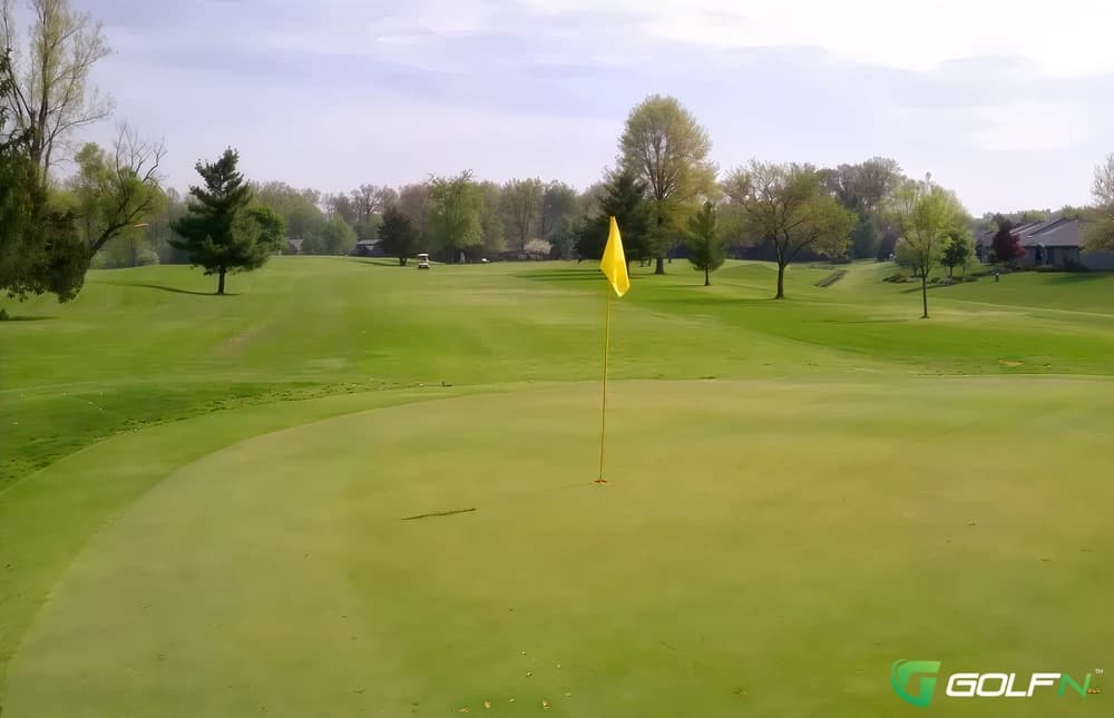 Arlington Park Golf Course in Fort Wayne, Indiana — semi-private, 9-hole golf course, designed by Duane Dammeyer