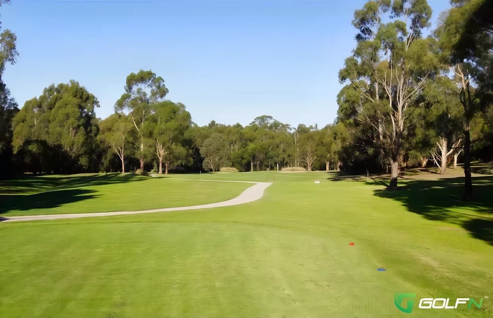 18-Berwick Montuna Golf Club in Guys Hill, Victoria — private, 18-hole golf course