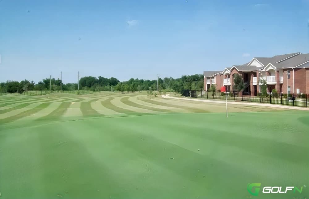 The Links At Mustang Creek in Yukon, Oklahoma — public, 9-hole golf course, designed by Lyndy Lindsey (2006)