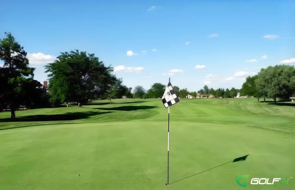 Reflection Ridge Golf Club in Wichita, Kansas — private, 18-hole golf course, designed by Karl Litten (1989)