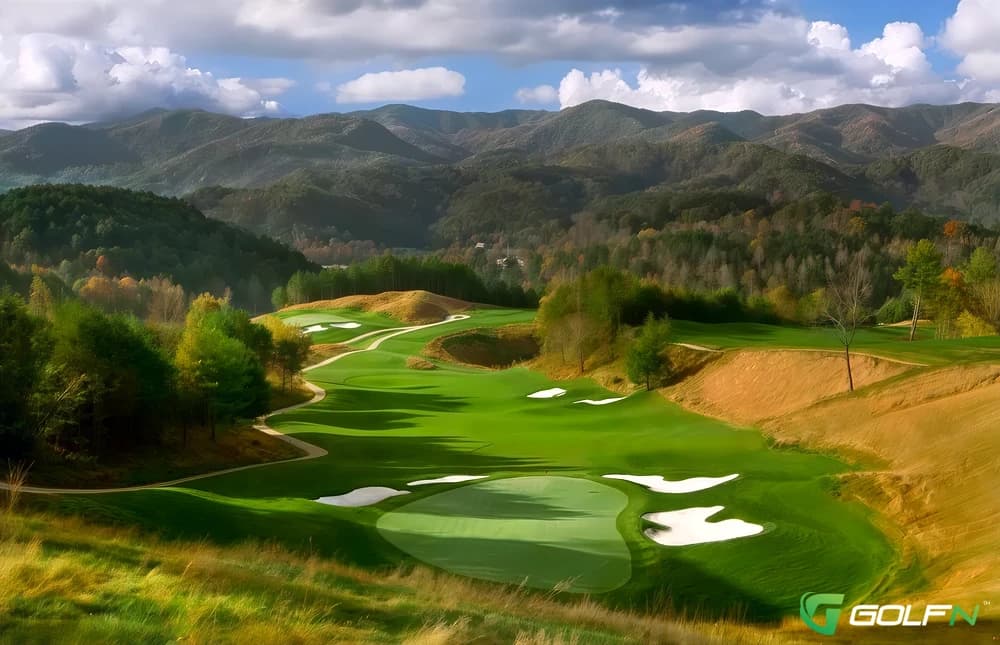Sequoyah National Golf Club in Whittier, North Carolina — public, 18-hole golf course, designed by Robert Trent Jones, Jr. (2009)