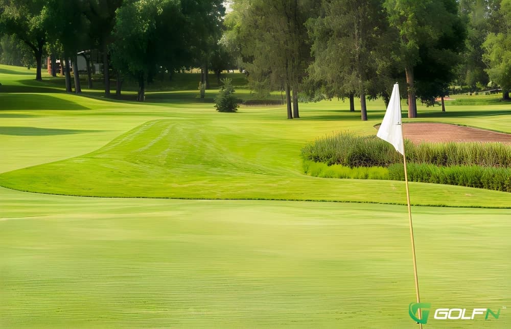 Cimarron Golf Course in Lake Elmo, Minnesota — public, 9-hole golf course, designed by Don Herfort