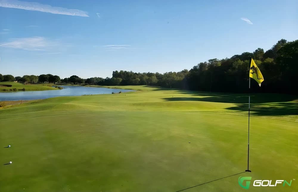 Cypress Creek Golf Club in Ruskin, Florida — semi-private, 18-hole golf course, designed by Dean Refram (1989)
