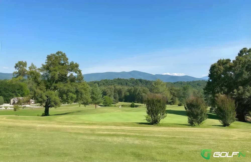 Smoky Mountain Country Club in Newport, Tennessee — public, 18-hole golf course