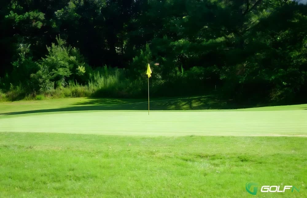 Creekside Golf & Country Club in Hiram, Georgia — semi-private, 18-hole golf course, designed by Rich Mandell (1999)