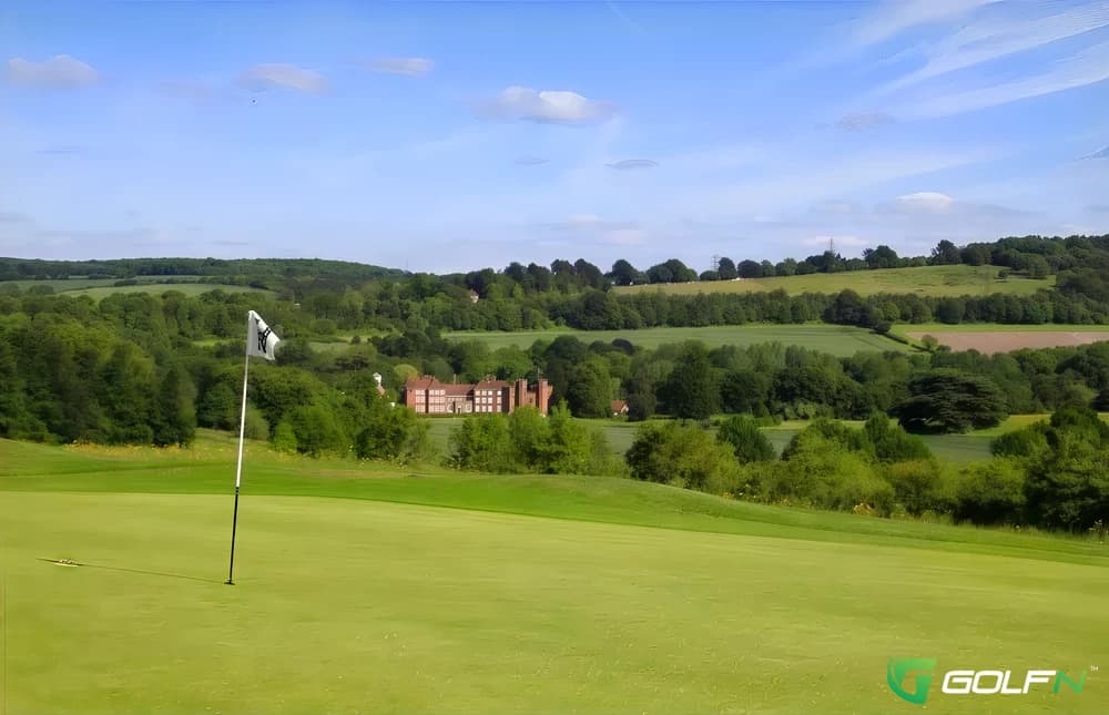 Castle - Lullingstone Park Golf Club in Orpington, England — semi-private, 18-hole golf course