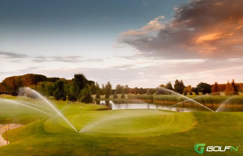 Warkworth Golf Club in Warkworth , Auckland β semi-private, 18-hole golf course, designed by Gerold Hauser (1995)