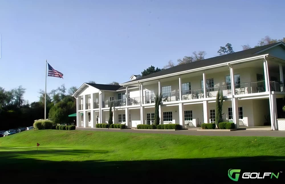 Executive - Lindenwood Golf Club in Canonsburg, Pennsylvania — public, 36-hole golf course, designed by J. Russell Wylie (1965)