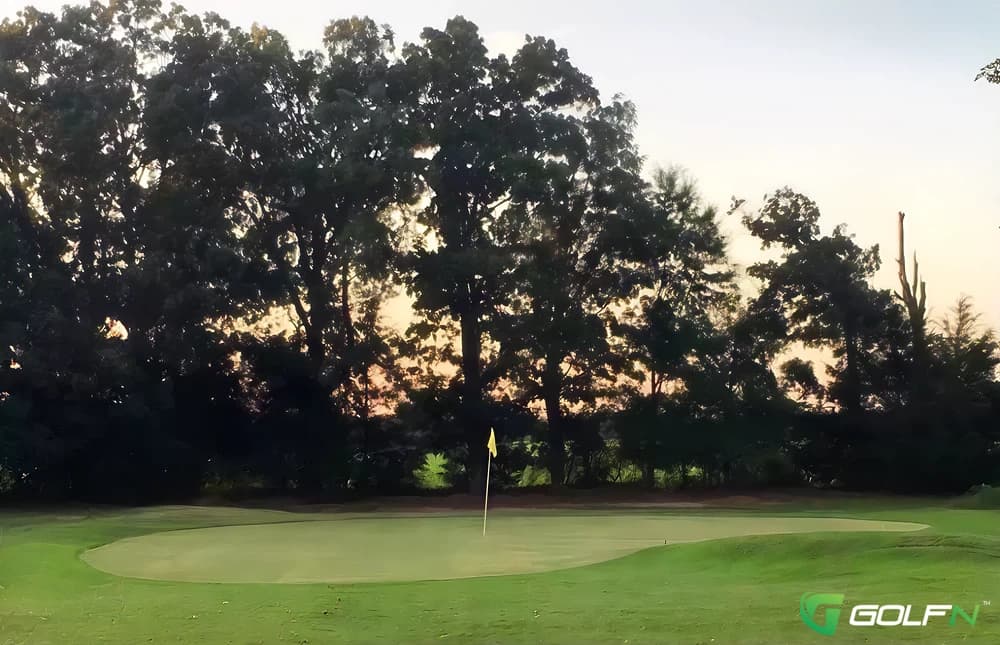 Pine Ridge Golf Course in Paris, Texas — public, 18-hole golf course, designed by Bruce Rainey