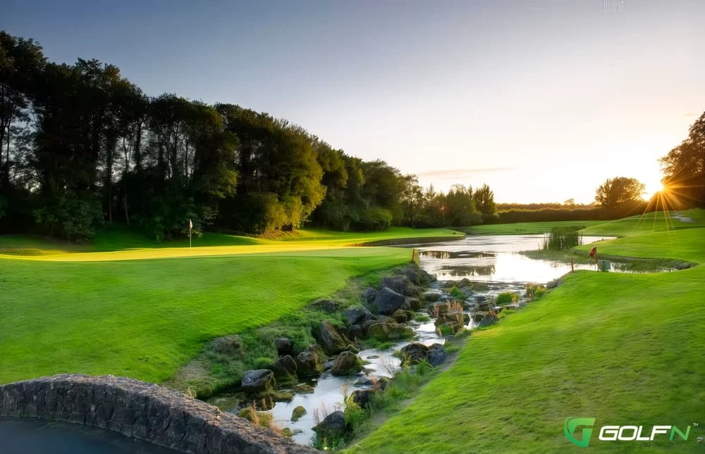 East Winter - Black Bush Golf Club in Dunshaughlin, Meath โ semi-private, 12-hole golf course, designed by Jack Nicklaus (1991)