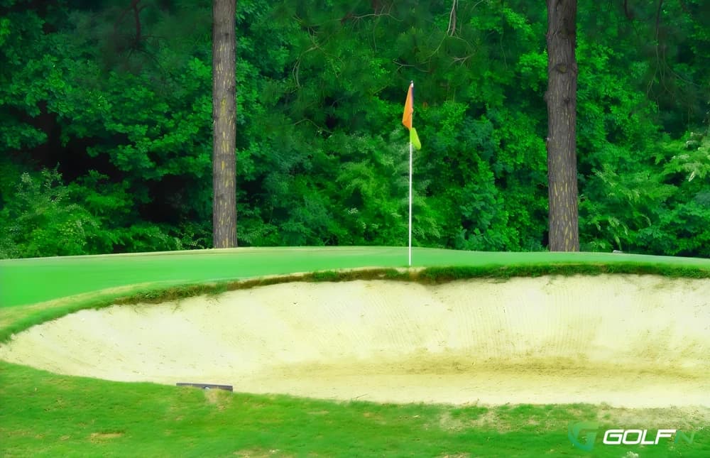 Southern Wayne Country Club in Mount Olive, North Carolina — semi-private, 18-hole golf course