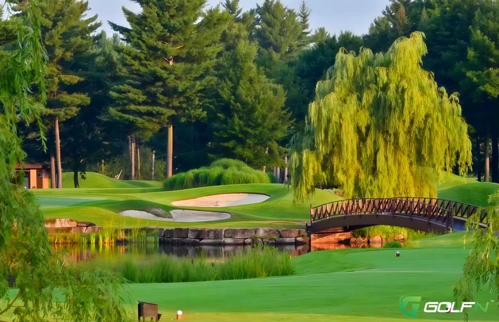 Arizona - Club De Golf Le Mirage in Terrebonne, Quebec — private, 36-hole golf course, designed by Graham Cooke (1992)