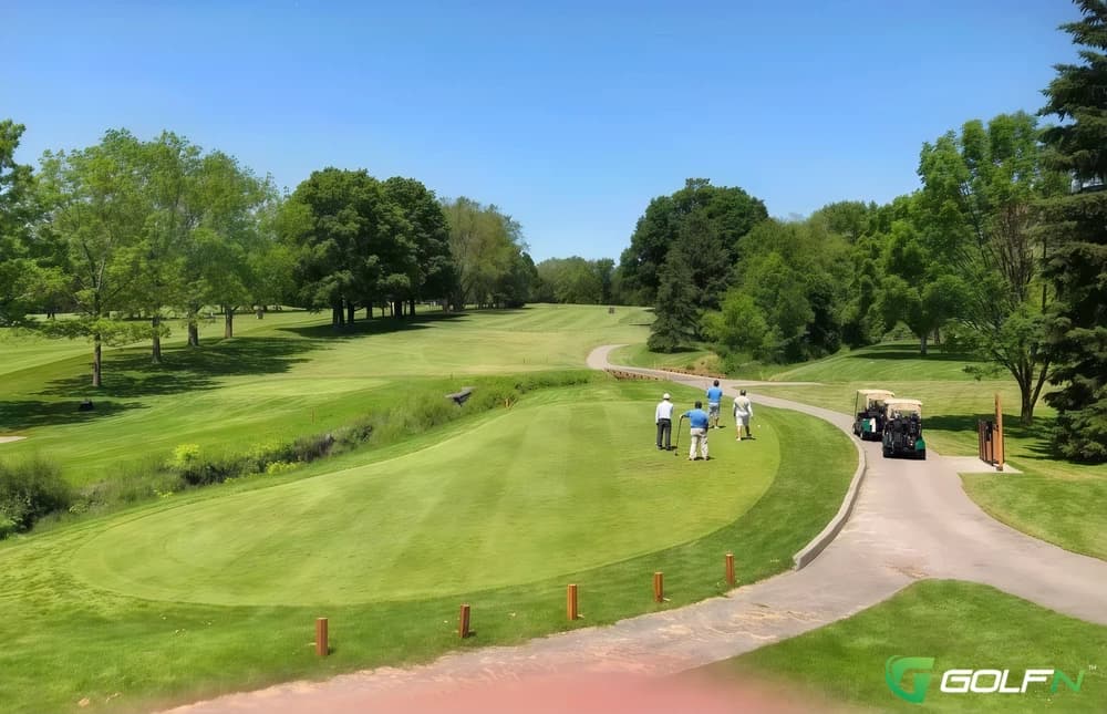 Lakeview Golf Course-Dixie Road in Mississauga, Ontario — public, 18-hole golf course, designed by Herbert Strong (1922)