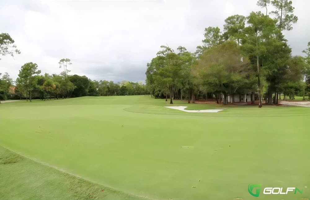 Wellington National Golf Club in Wellington, Florida — private, 18-hole golf course, designed by Johnny Miller (1989)