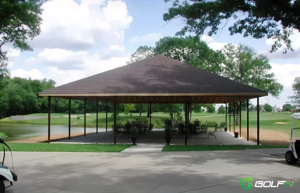 Highland Country Club in Highland, Illinois — private, 18-hole golf course