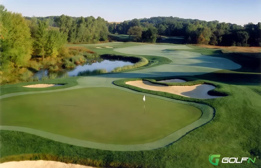 Westwynd - Wyndgate Country Club in Oakland Township, Michigan — semi-private, 36-hole golf course, designed by Craig Schreiner (2002)