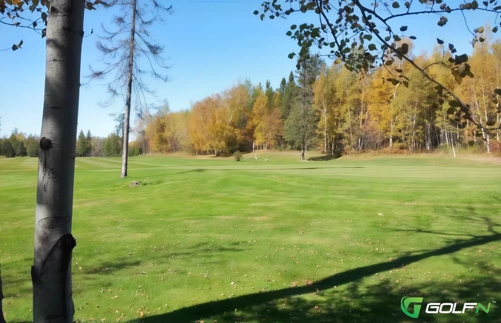 Arcn Senneterre Club De Golf in Senneterre, Quebec — public, 9-hole golf course
