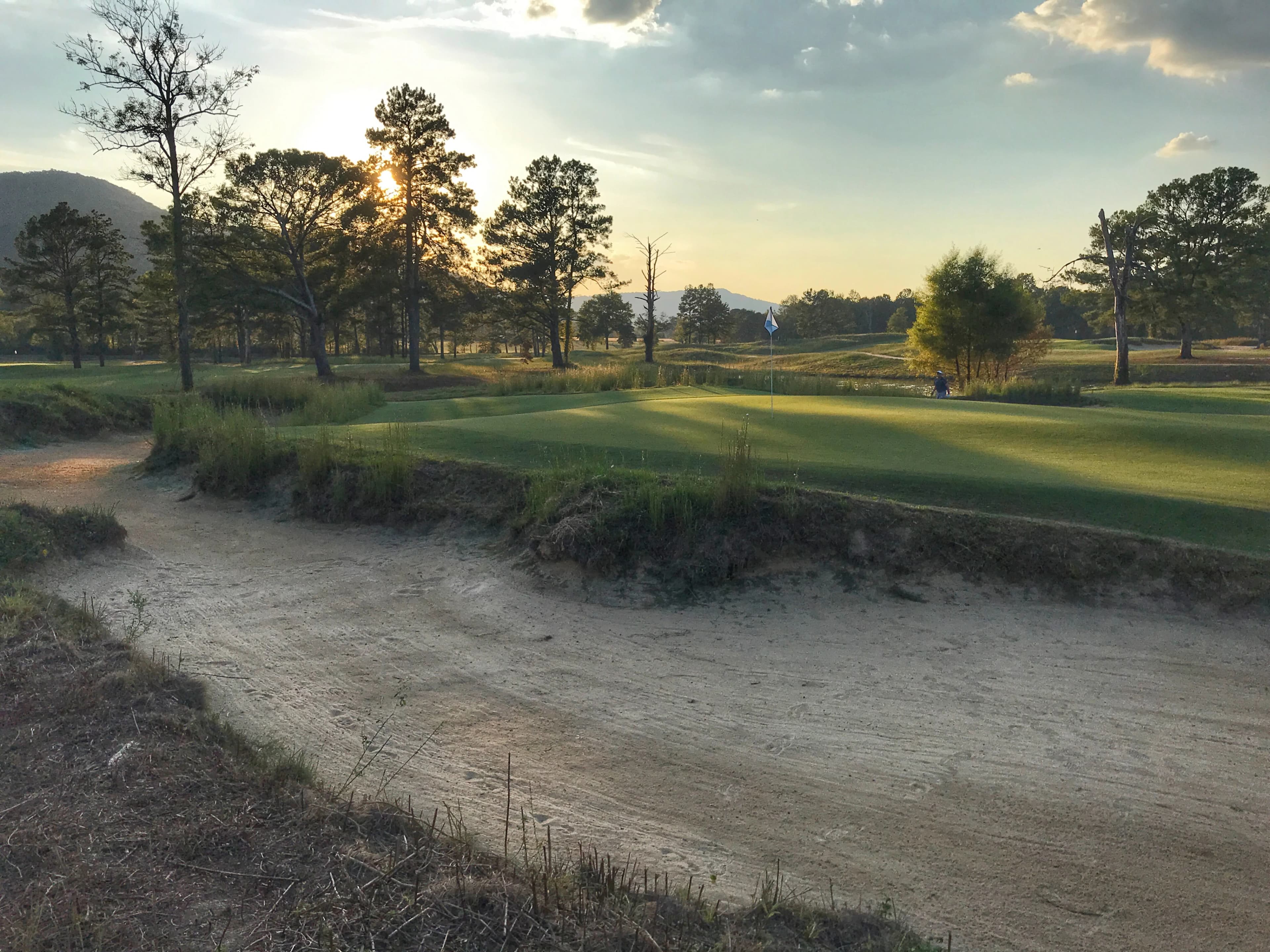 Sweetens Cove Golf Club in South Pittsburg, Tennessee — semi-private, 9-hole golf course, designed by Rob Collins (2011)
