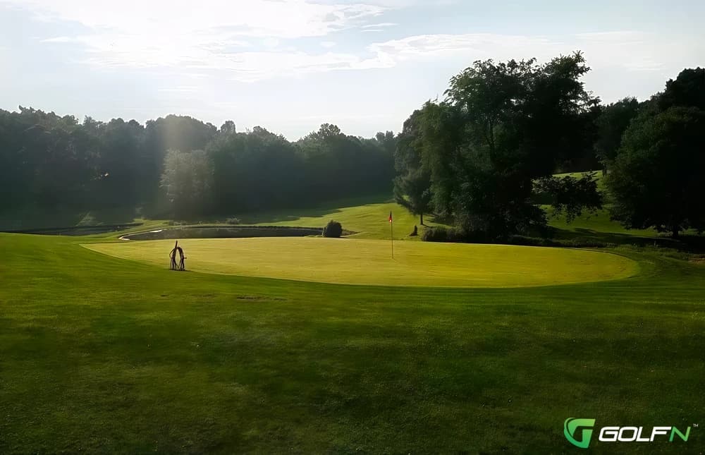 Bonniebrook Club House & Golf Course in Butler, Pennsylvania — public, 18-hole golf course, designed by Ron Rome