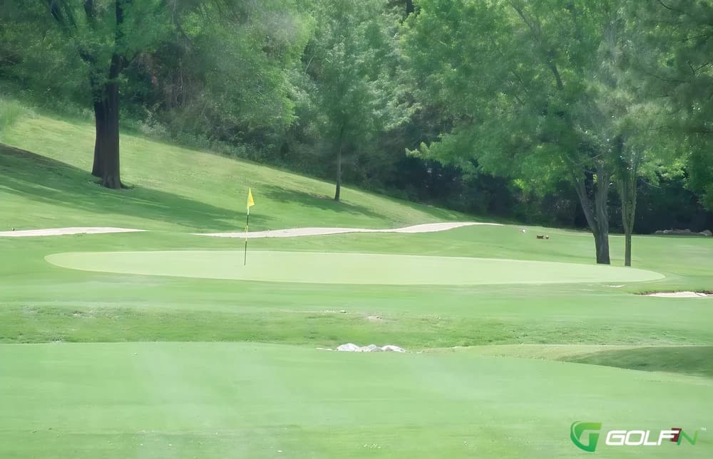 Harrison Country Club in Harrison, Arkansas — semi-private, 18-hole golf course
