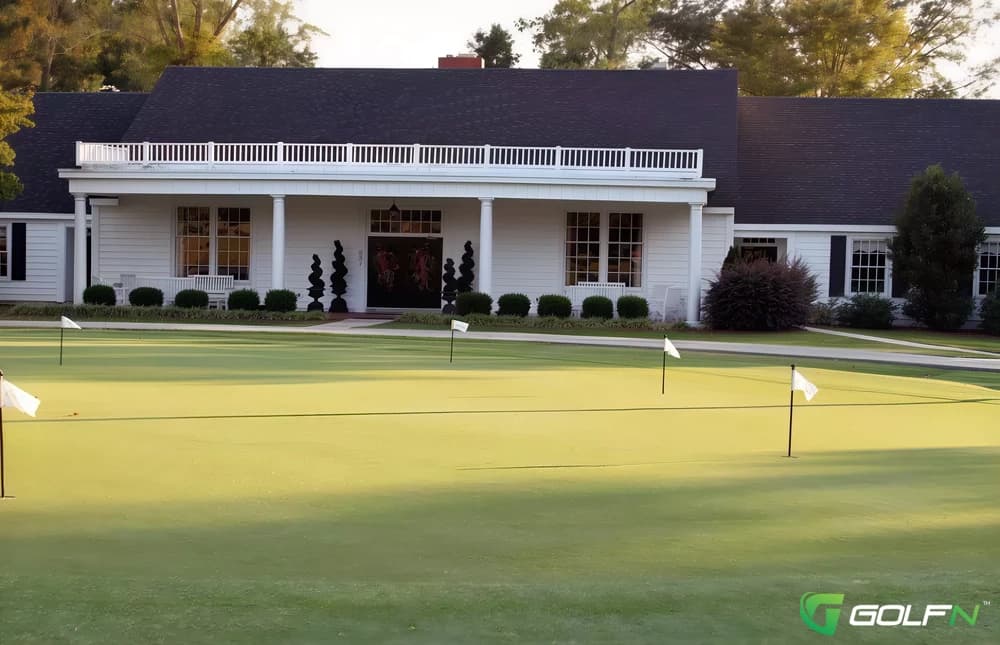 Chicora Country Club in Dunn, North Carolina — semi-private, 18-hole golf course