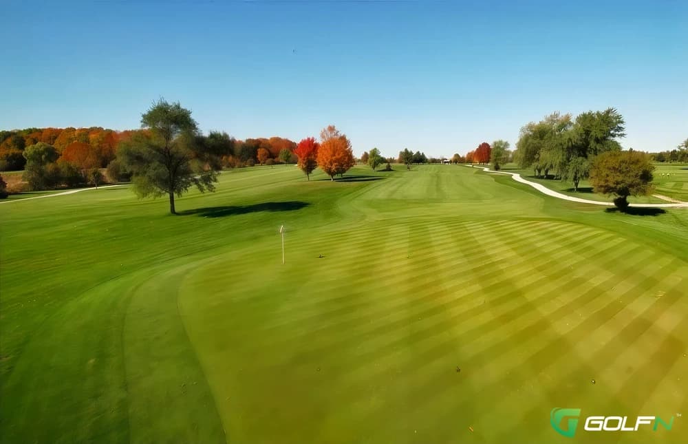 Hornby Glen Golf Course in Hornby, Ontario — public, 18-hole golf course, designed by David Moote (1964)