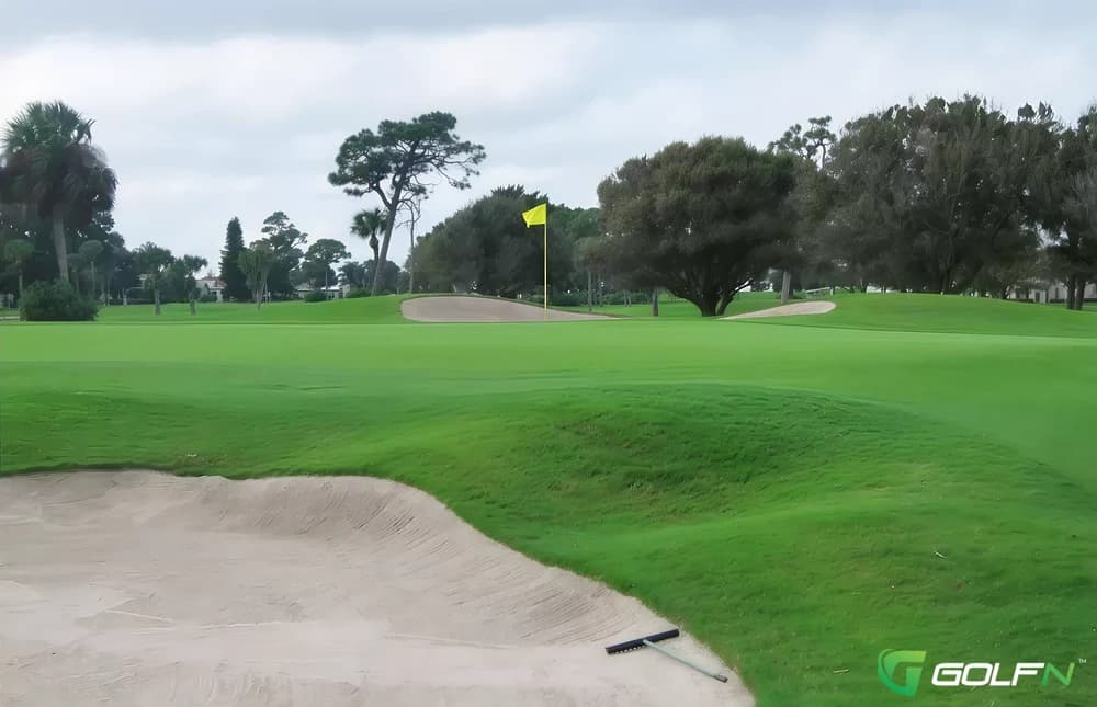 Miles Grant Country Club in Stuart, Florida — private, 18-hole golf course, designed by Mark Mahannah (1972)