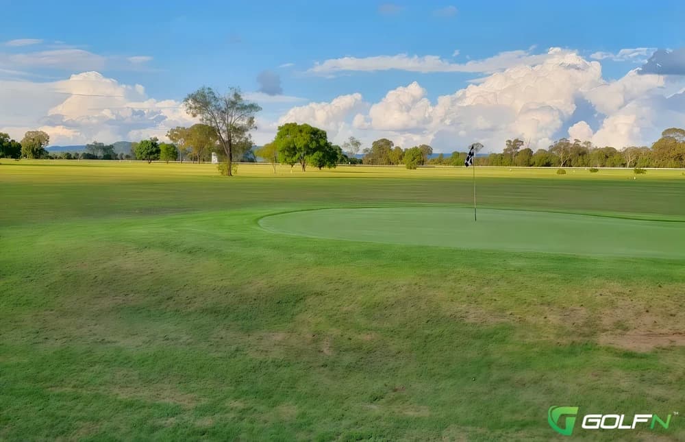 Bothwell Golf Club in Bothwell, Tasmania — semi-private, 18-hole golf course