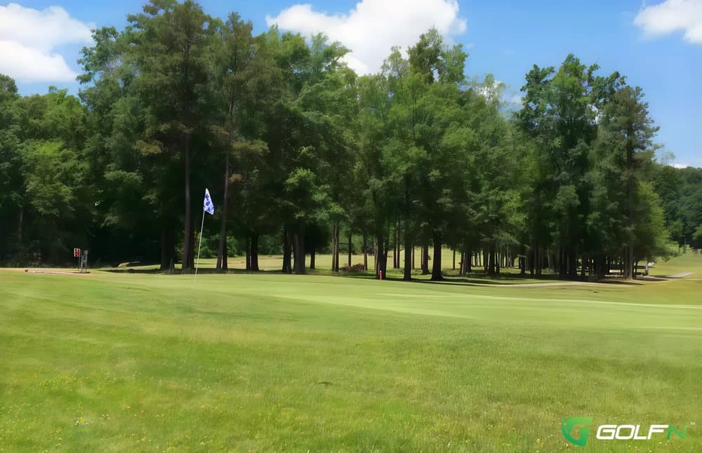 Lake Winds Golf Course in Rougemont, North Carolina — semi-private, 18-hole golf course, designed by Don Mesa (1982)