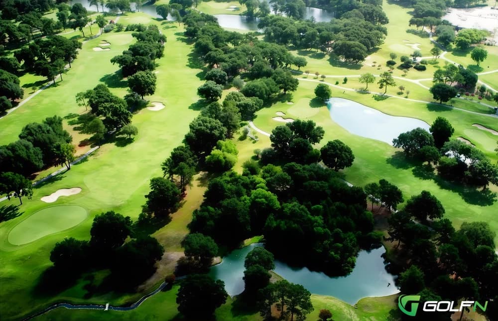 Marshall Lakeside Country Club in Marshall, Texas — semi-private, 9-hole golf course, designed by Ron Prichard (1990)