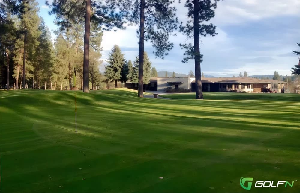 Coeur D'Alene Golf Club in Coeur D'Alene , Idaho — private, 18-hole golf course, designed by Scott Miller