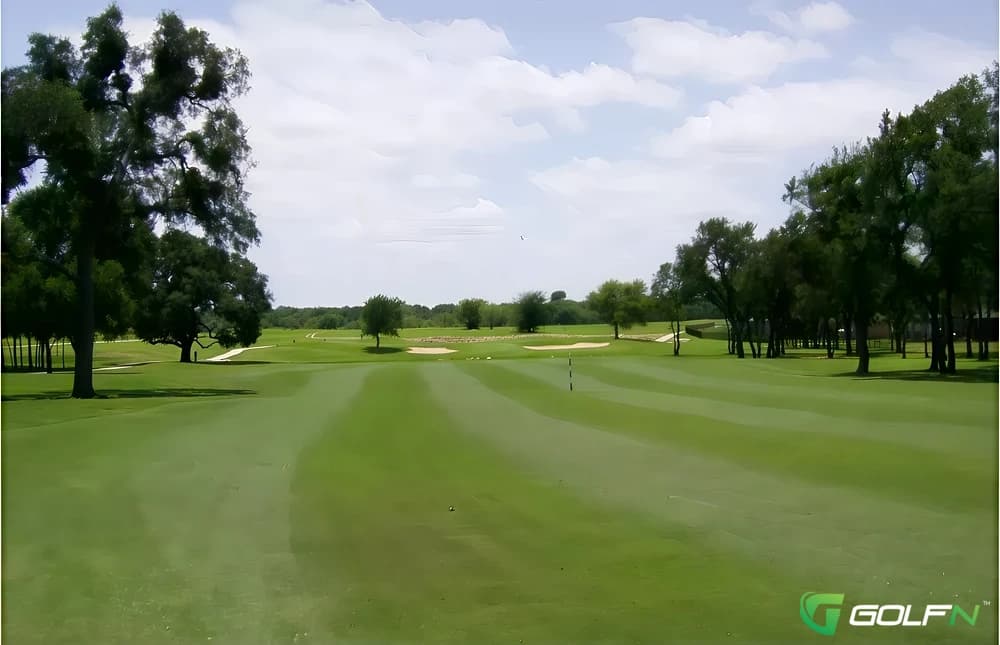 Resort Golf Club in Fort Worth, Texas — public, 18-hole golf course